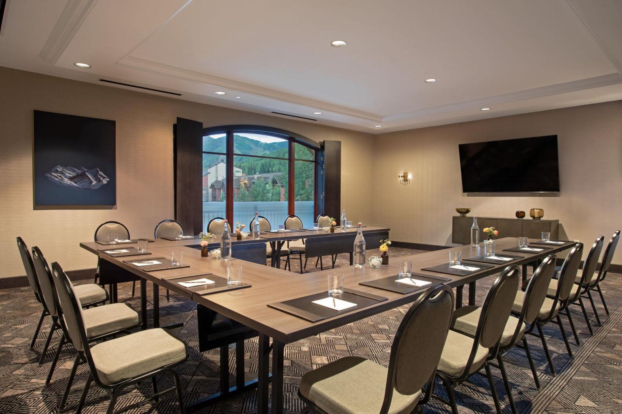 The Hythe, A Luxury Collection Resort, Vail Exterior photo